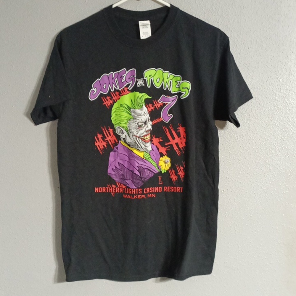 Jokes and Pokes 7 Tattoo T-shirt Size Medium